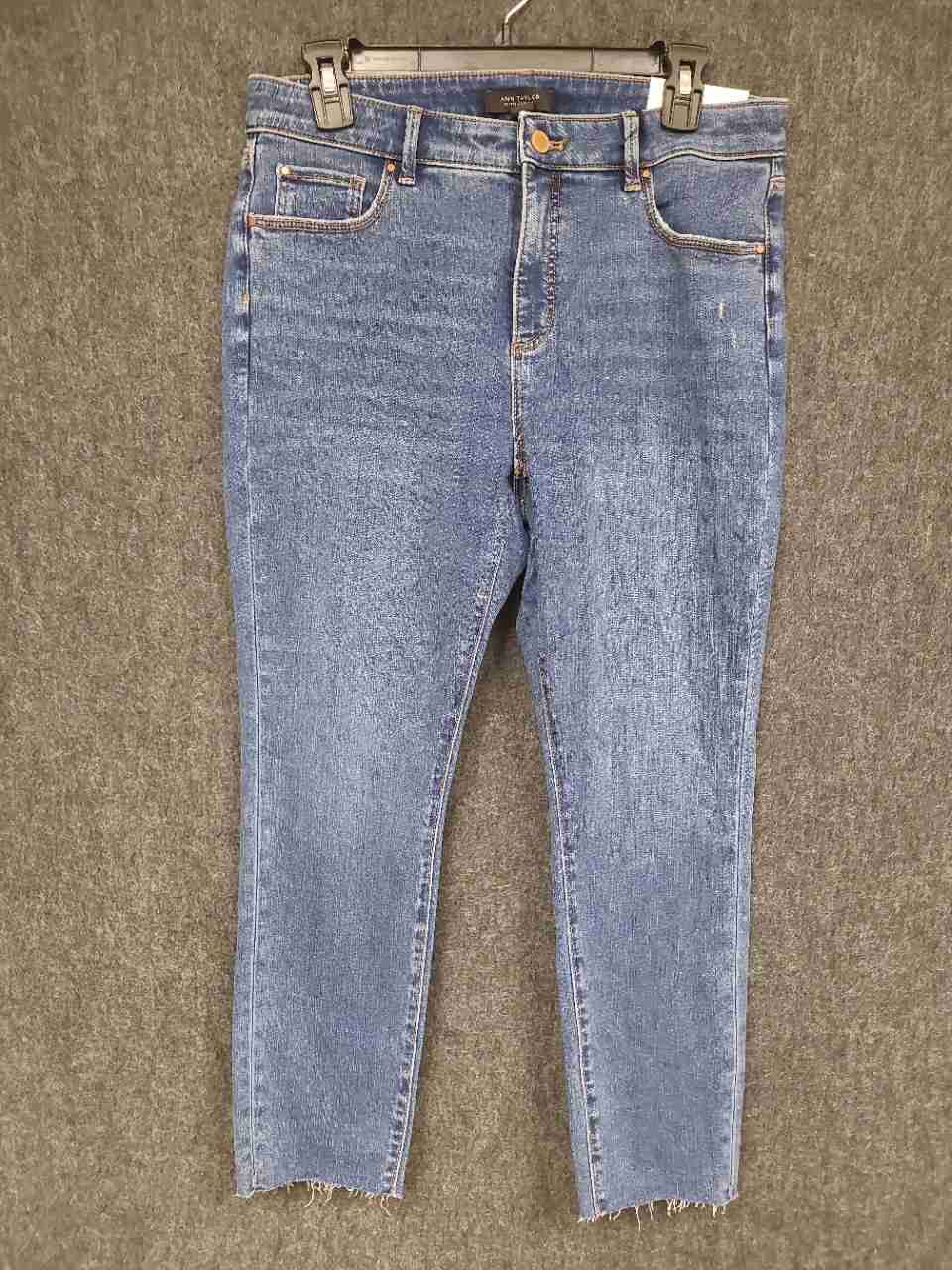 Ann Taylor Women's Blue The Skinny In Curvy Mid Rise Raw Hem Jeans NWT Sz 10P