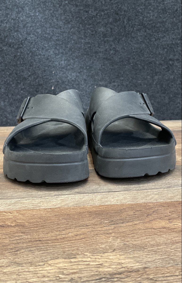 Unbranded Black Double Strap Buckle EVA Foam Slide Sandals Women's Size 10