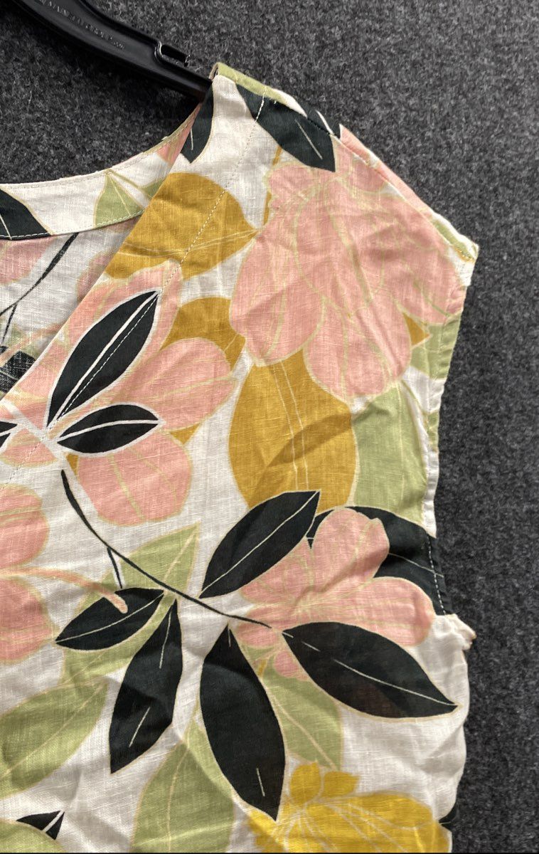 Rachel Zoe Women's 100% Linen Floral Leaf Print Sleeveless Shirt Blouse NWT Sz S