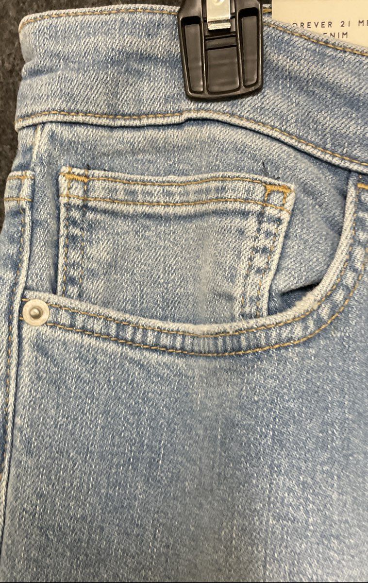 Forever 21 Men Denim Light Wash Blue Skinny Jeans Button Fly NWT Sz 32
