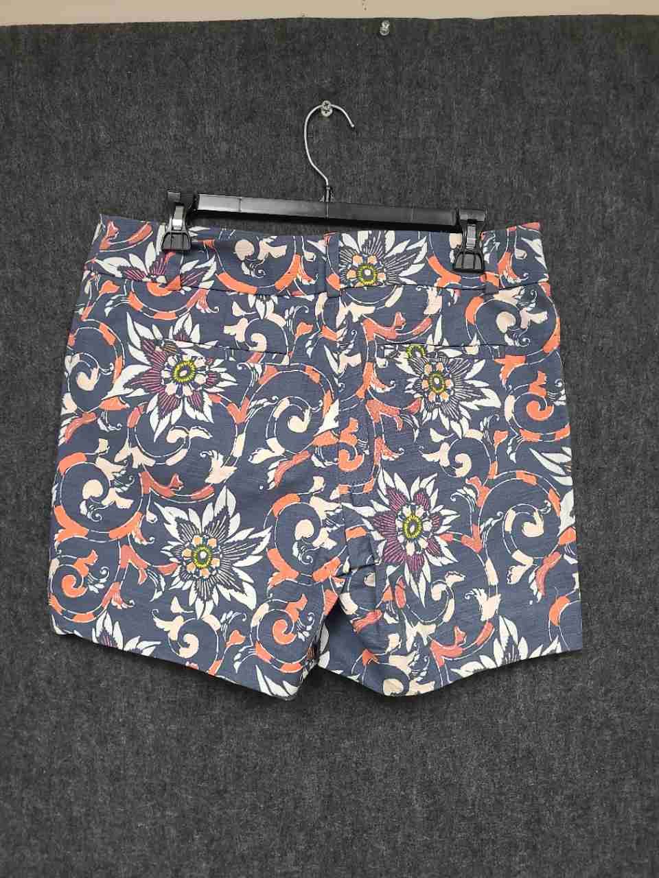 LOFT Women's Blue Floral Scroll Print Textured Shorts Sz 6