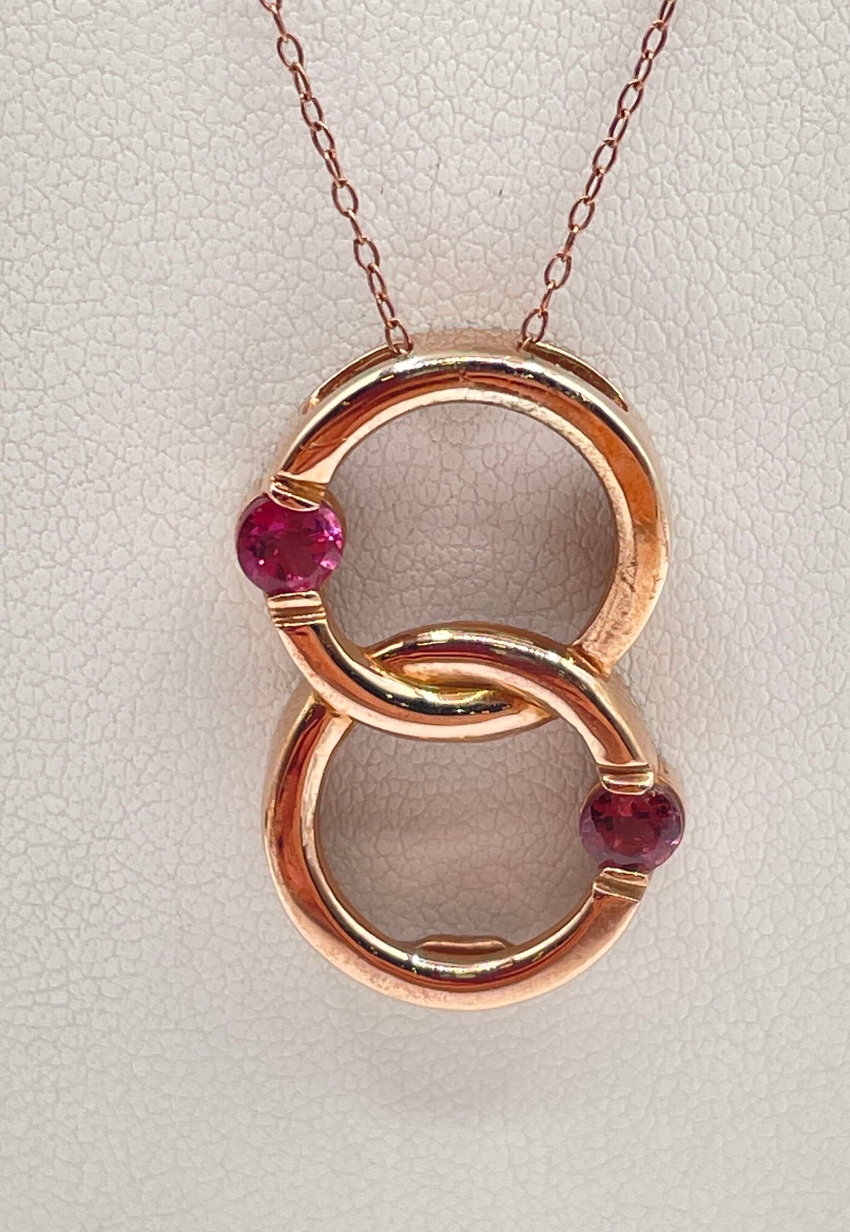 925 Sterling Rose Gold Tone Pink Stone Interlocking Circles Pendant Necklace 4g