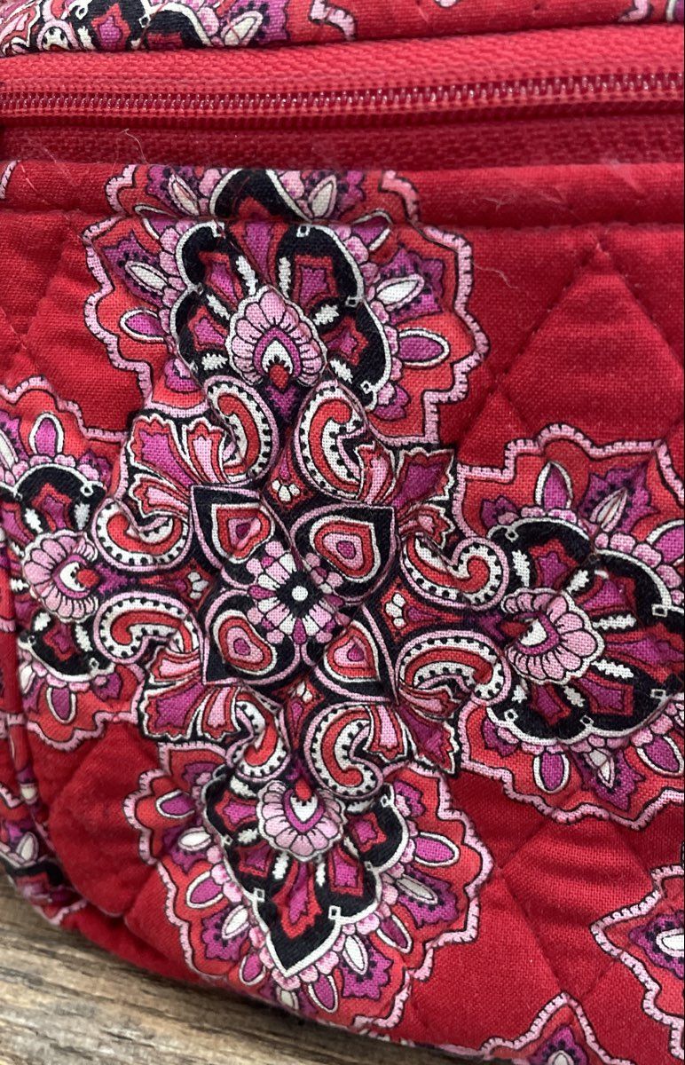 Vera Bradley Red Quilted Cotton Barcelona Crossbody Shoulder Bag Adjustable