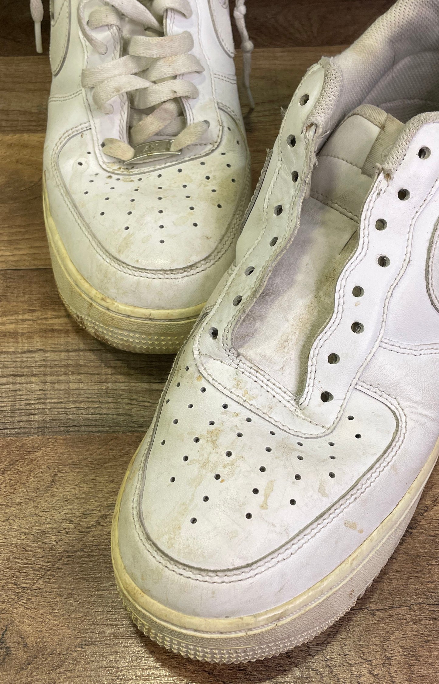 Nike Air Force 1 Low 07 Triple White Men's Sneakers Size 10.5