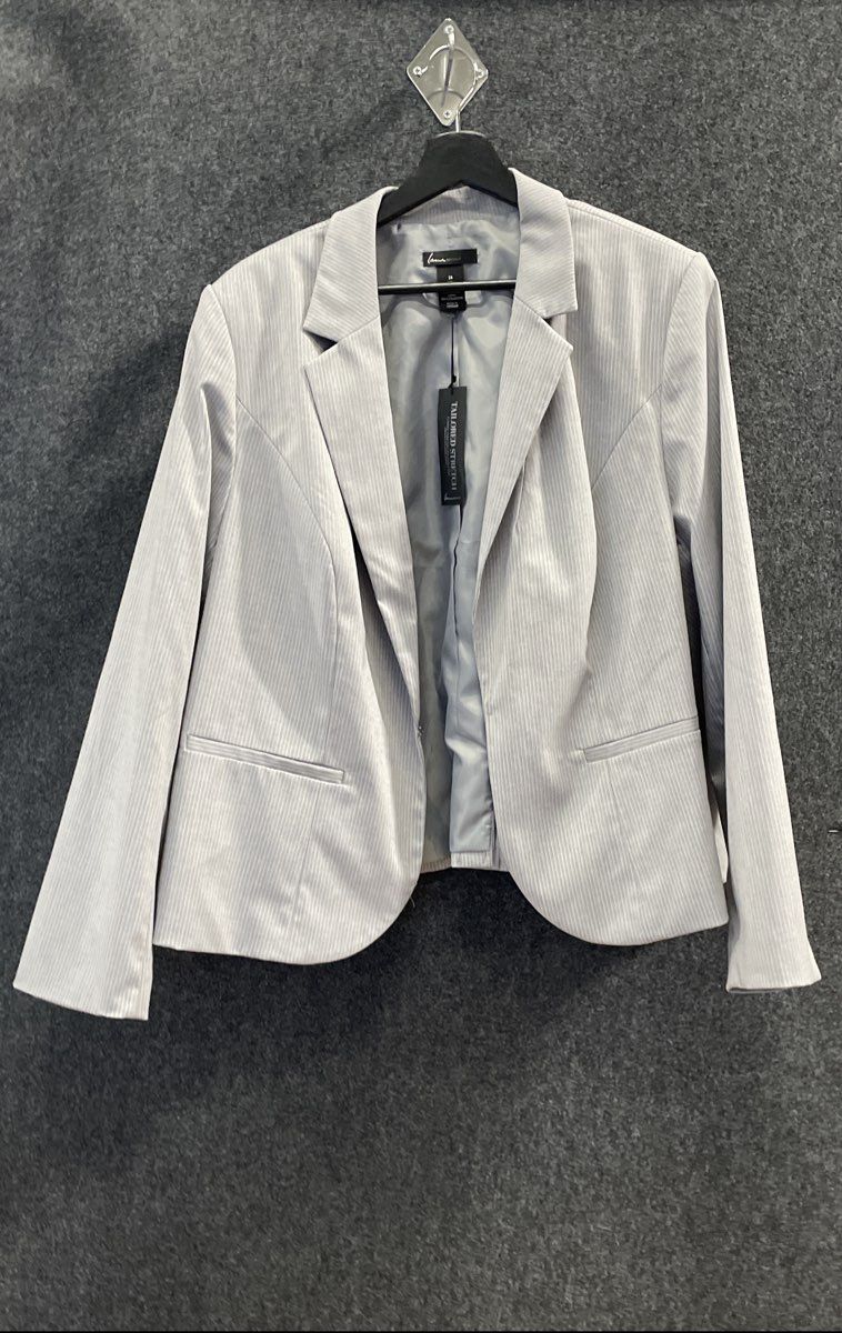 Lane Bryant Women's Grey Pinstripe Tailored Stretch Blazer Sz 24 NWT