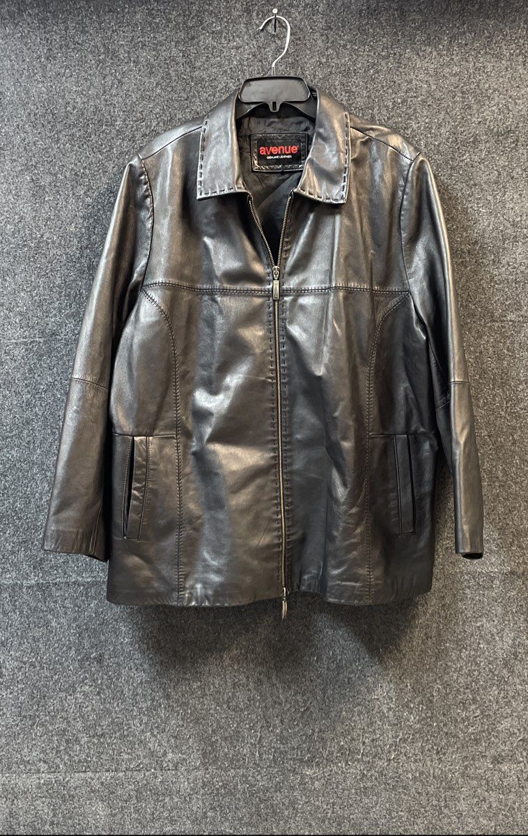 Avenue Women's Black Genuine Leather Whipstitch Full Zip Jacket Size 18/20