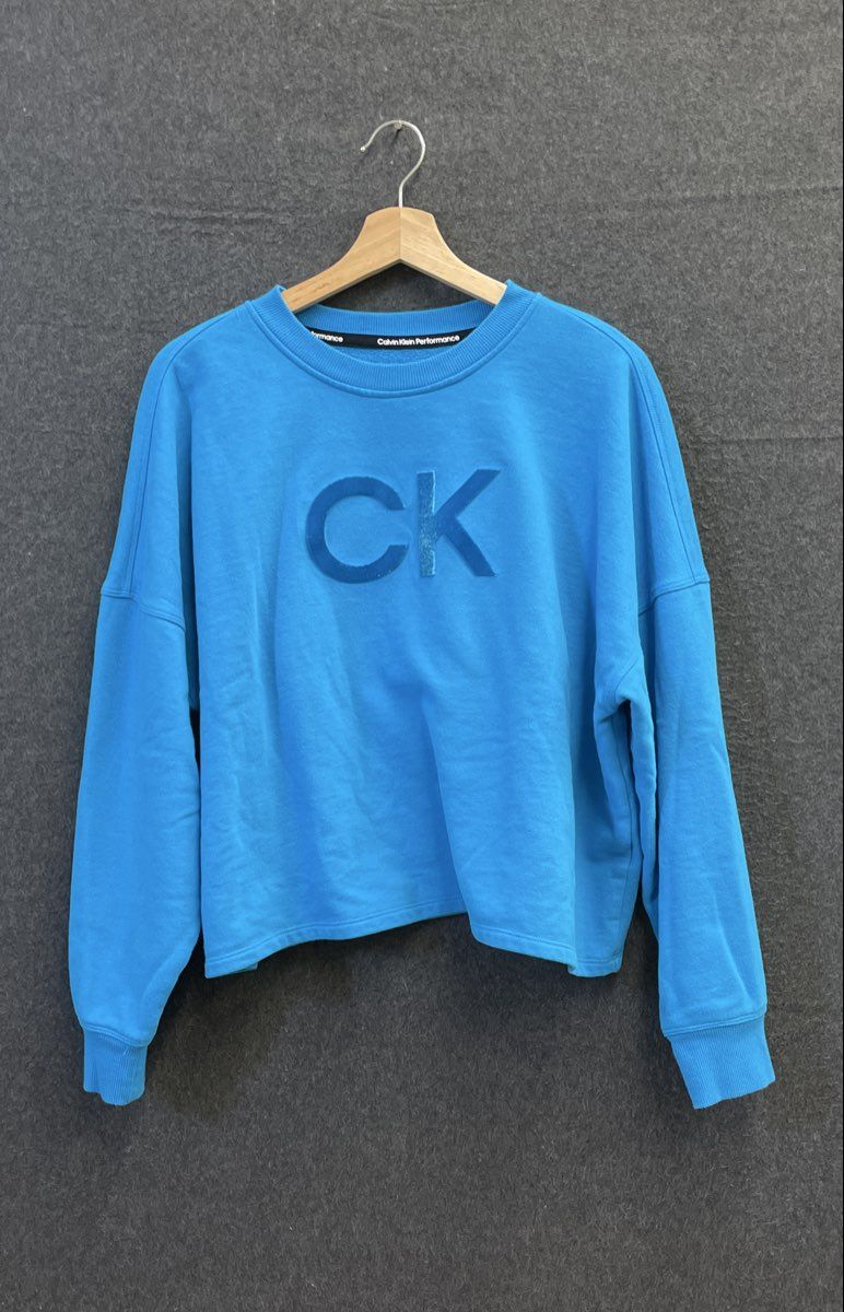 Calvin Klein Performance Women's Blue Cropped Pullover Textured Logo Sweatshirt