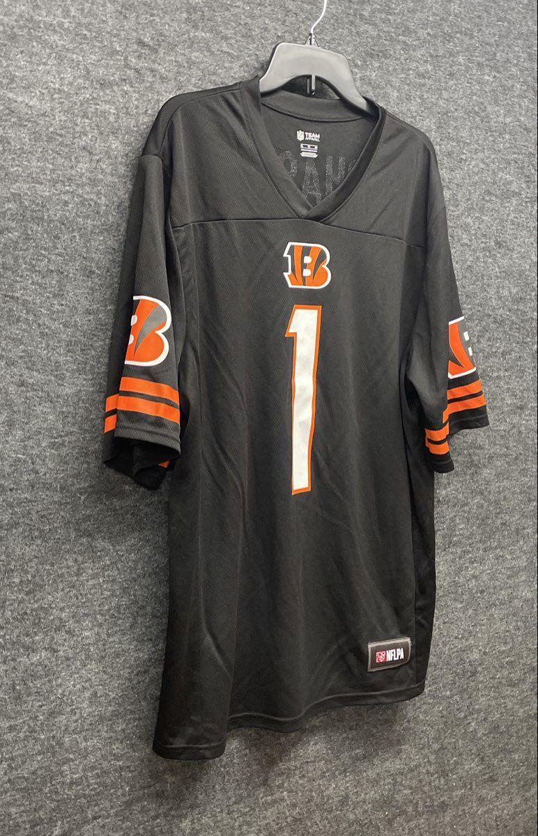 NFL Team Apparel Men's Ja'Marr Chase Cincinnati Bengals Black Jersey Sz XL