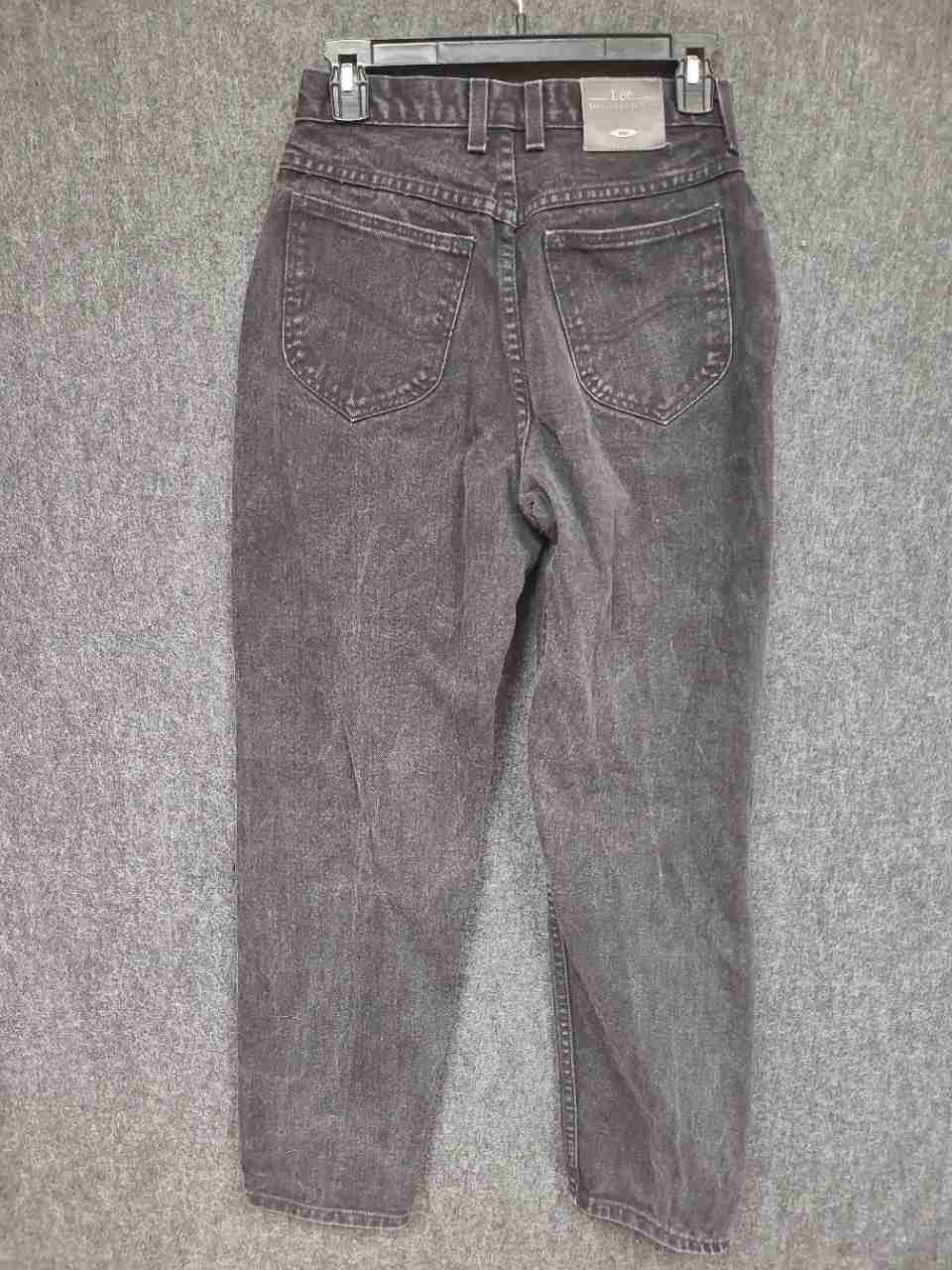 Vintage 90s Lee Women's Faded Black High Rise Tapered Denim Jeans Sz 6P