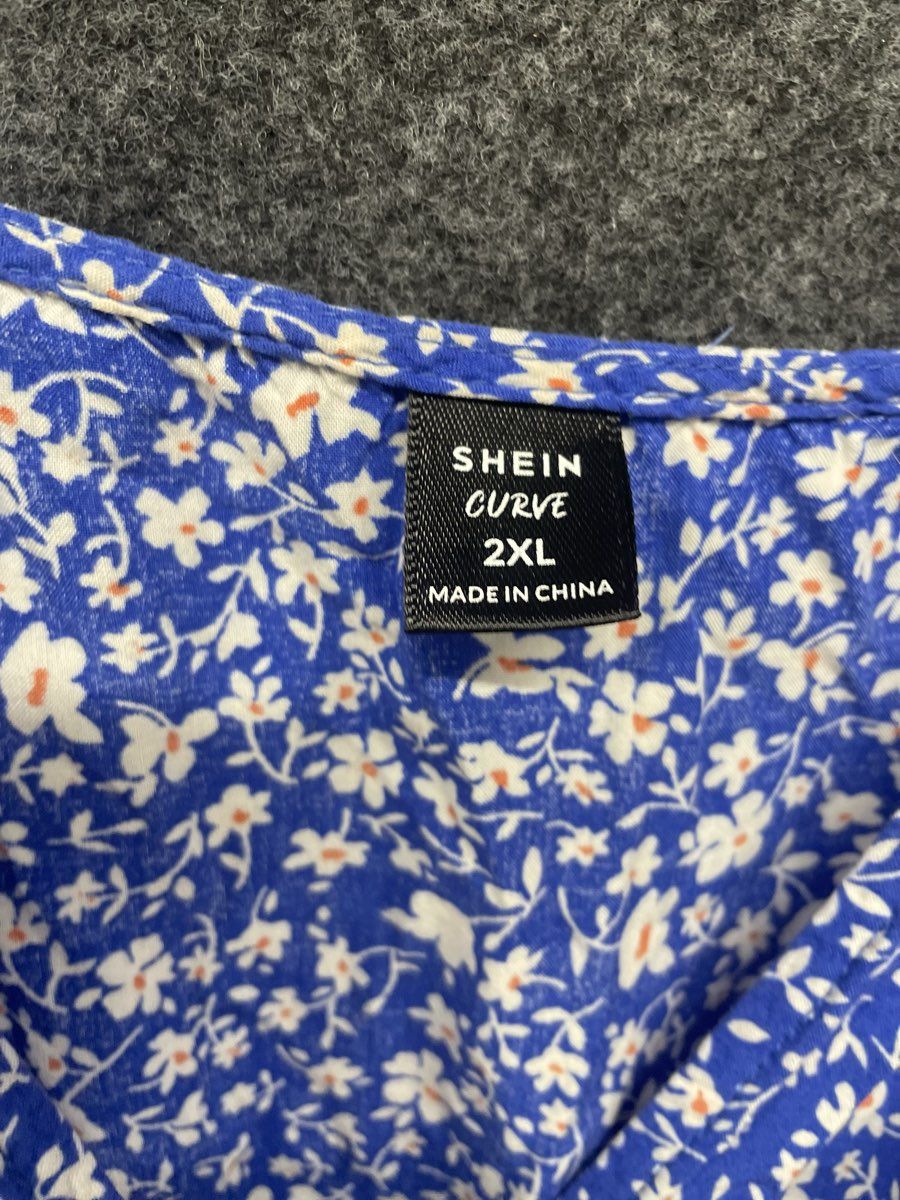 Shein Curve Women's Blue Floral Viscose Smocked Waist V-Neck Dress Sz 2XL