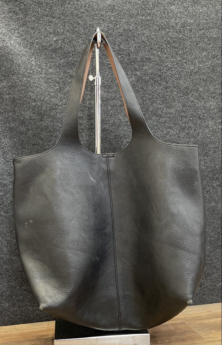 Unbranded Black Pebbled Leather Minimalist Large Tote Bag