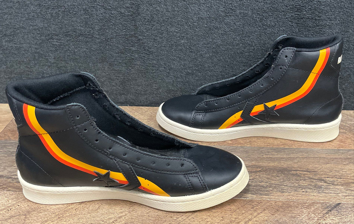 Converse Pro Leather Mid Roswell Rayguns Black High Top Kids Size 5.5