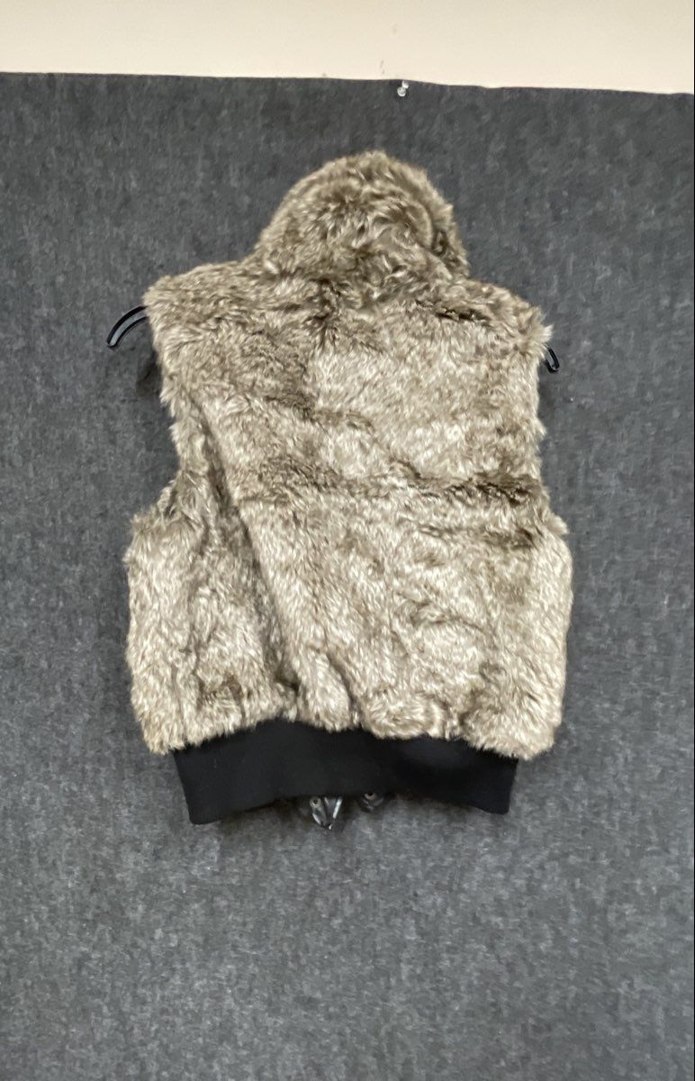 Vanity Women's Brown Faux Fur Zip Up Vest Black Ribbed Hem Faux Leather Trim M