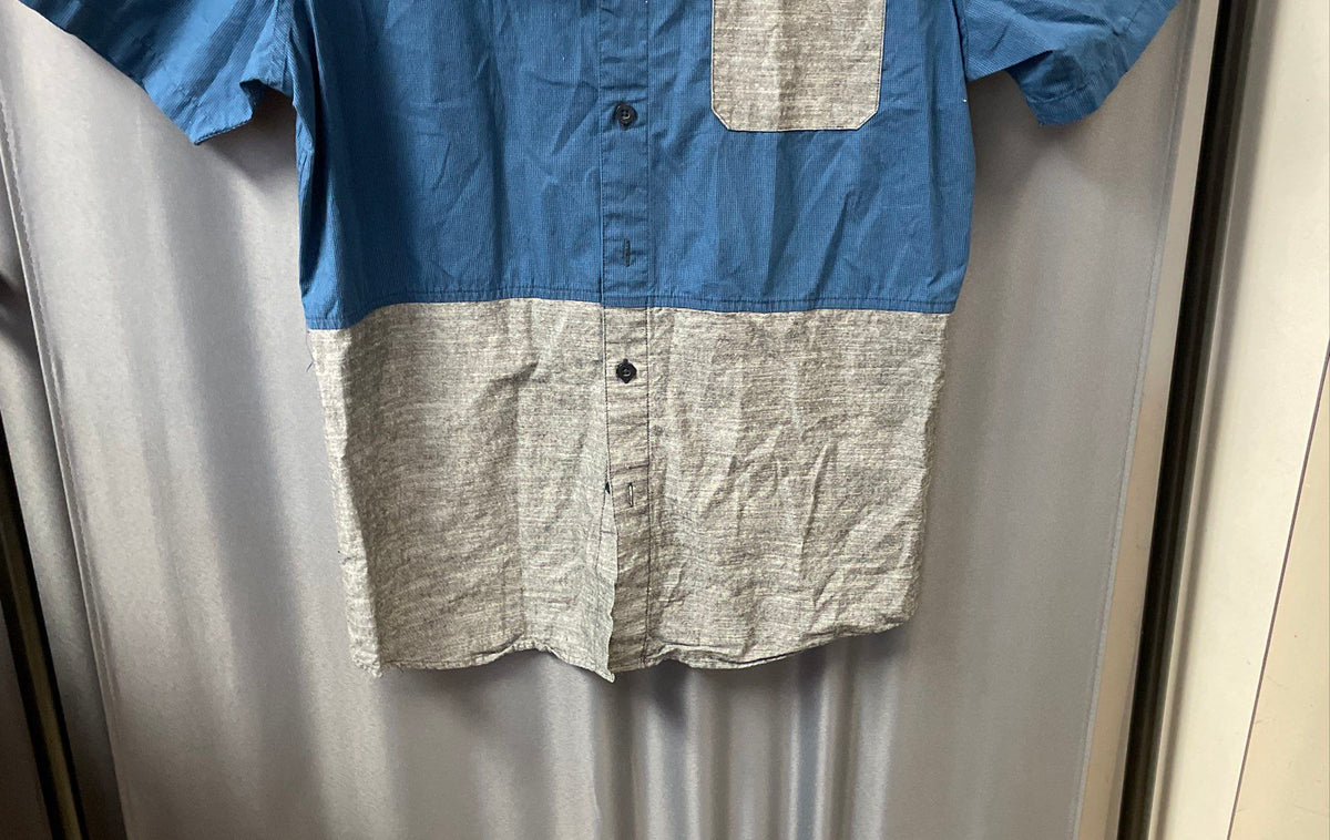 Oakley Men's Short Sleeve Button Down Shirt Blue Gray Colorblock Grid Sz M