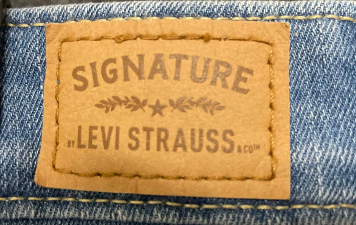 Signature by Levi Strauss Women's Blue Mid Rise Skinny Jeans Sz 16S W33 L28