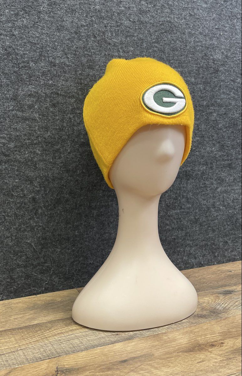 New Era Men's Green Bay Packers NFL Yellow Knit Beanie Hat