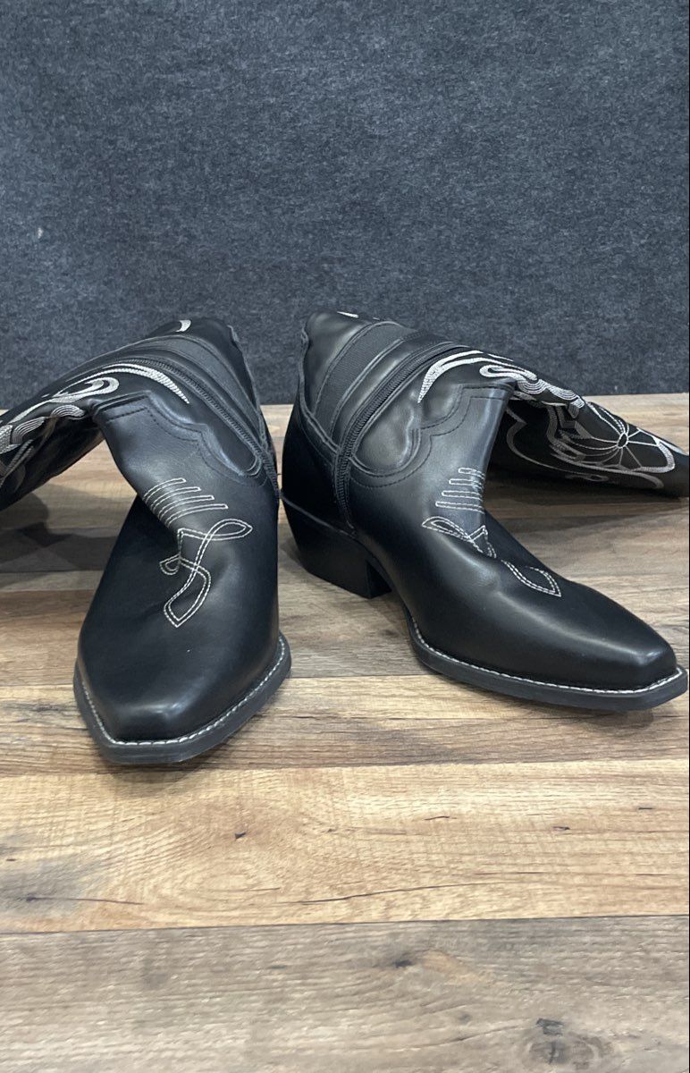 Torrid Black Faux Leather White Western Stitched Cowboy Boots Size 10.5WW