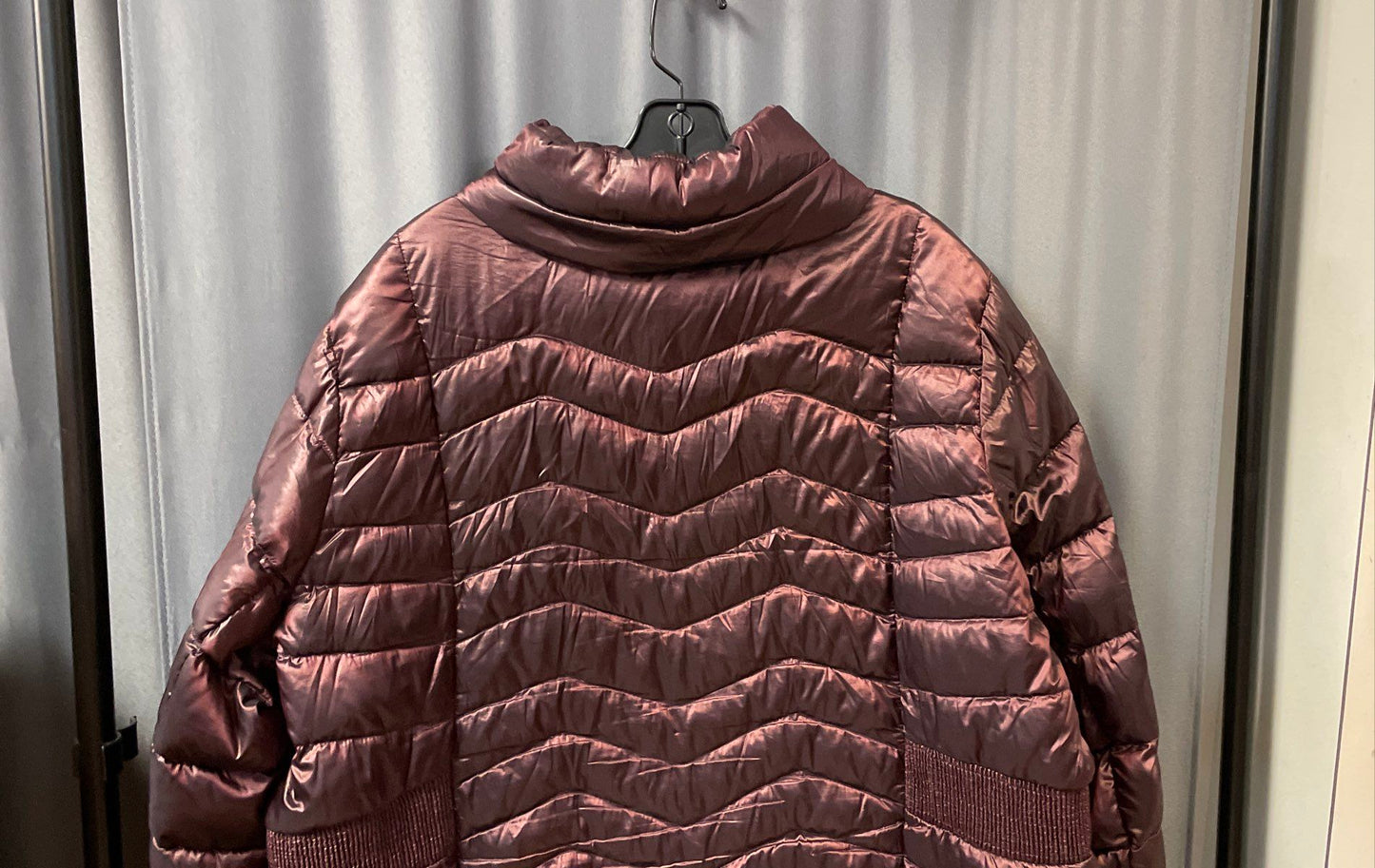 A.N.A. Women's Packable Down Coat Burgundy Chevron Quilted Size 3X
