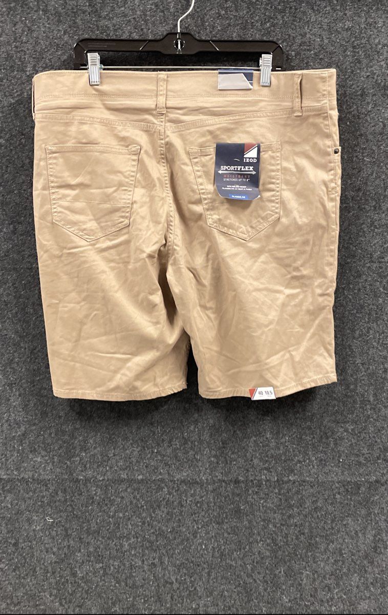 Izod Men's Sportflex Classic Fit Shorts Newport Khaki Size 40 NWT