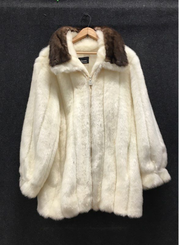 Vintage Dennis Basso Women's Cream Faux Fur Zip Up Coat Brown Collar Sz M