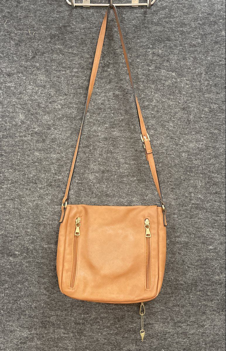 Browning Tan Brown Buckmark Logo Faux Leather Crossbody Messenger Flap Bag
