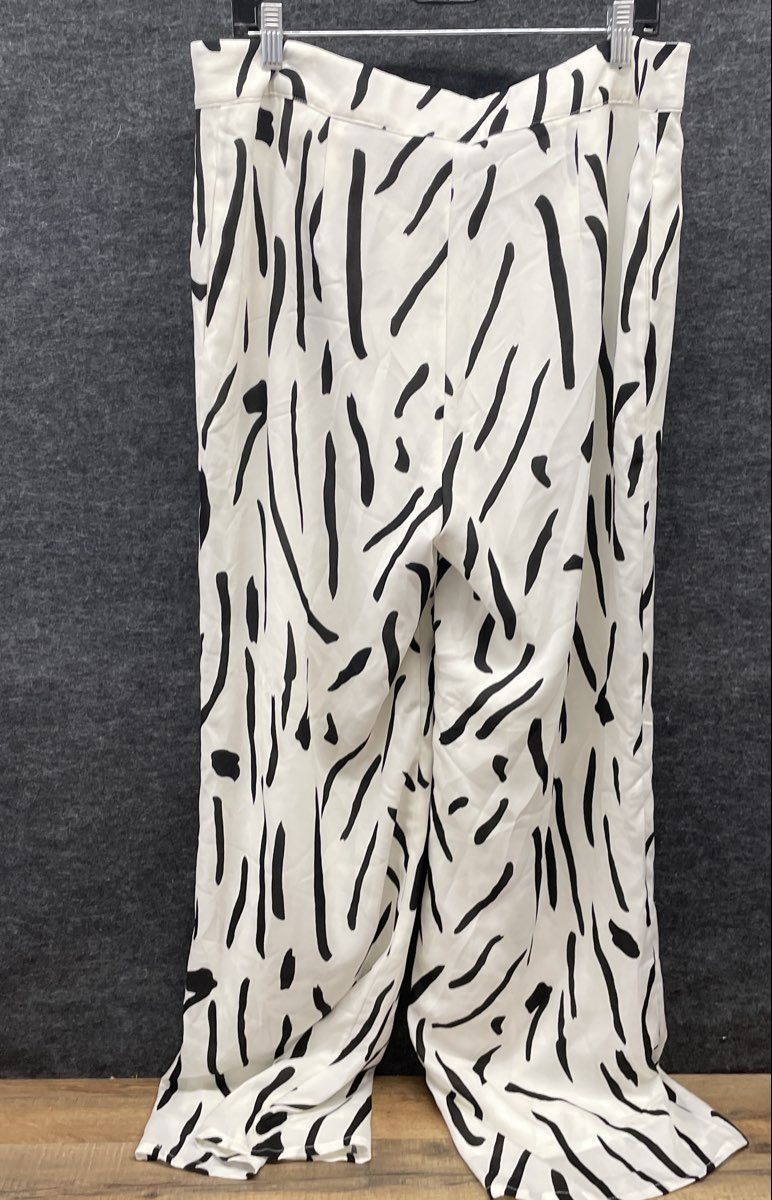 Gracia Women's White Black Abstract Print Wide Leg Pants NWT Sz L