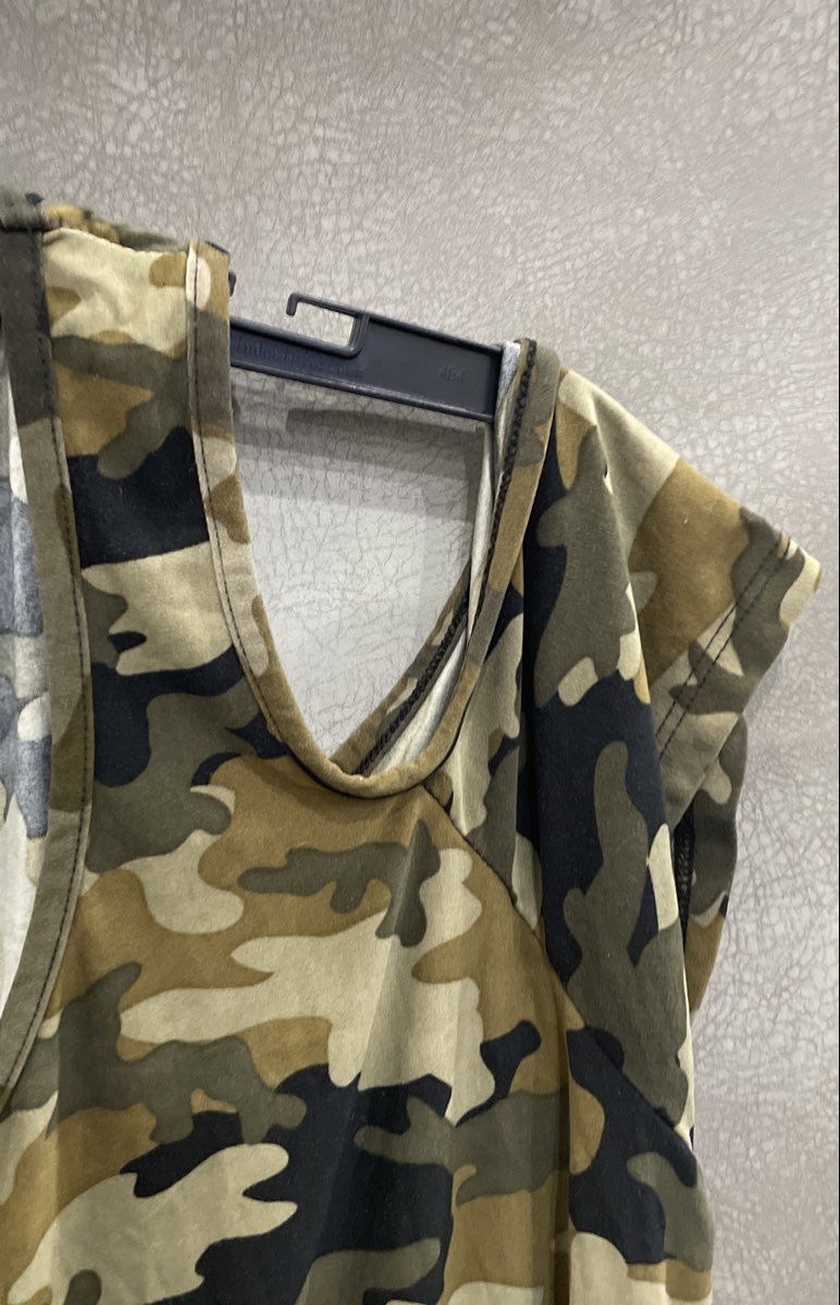 Eye Candy Women's Green Camo Cold Shoulder Scoop Neck Short Sleeve Top Size 1X