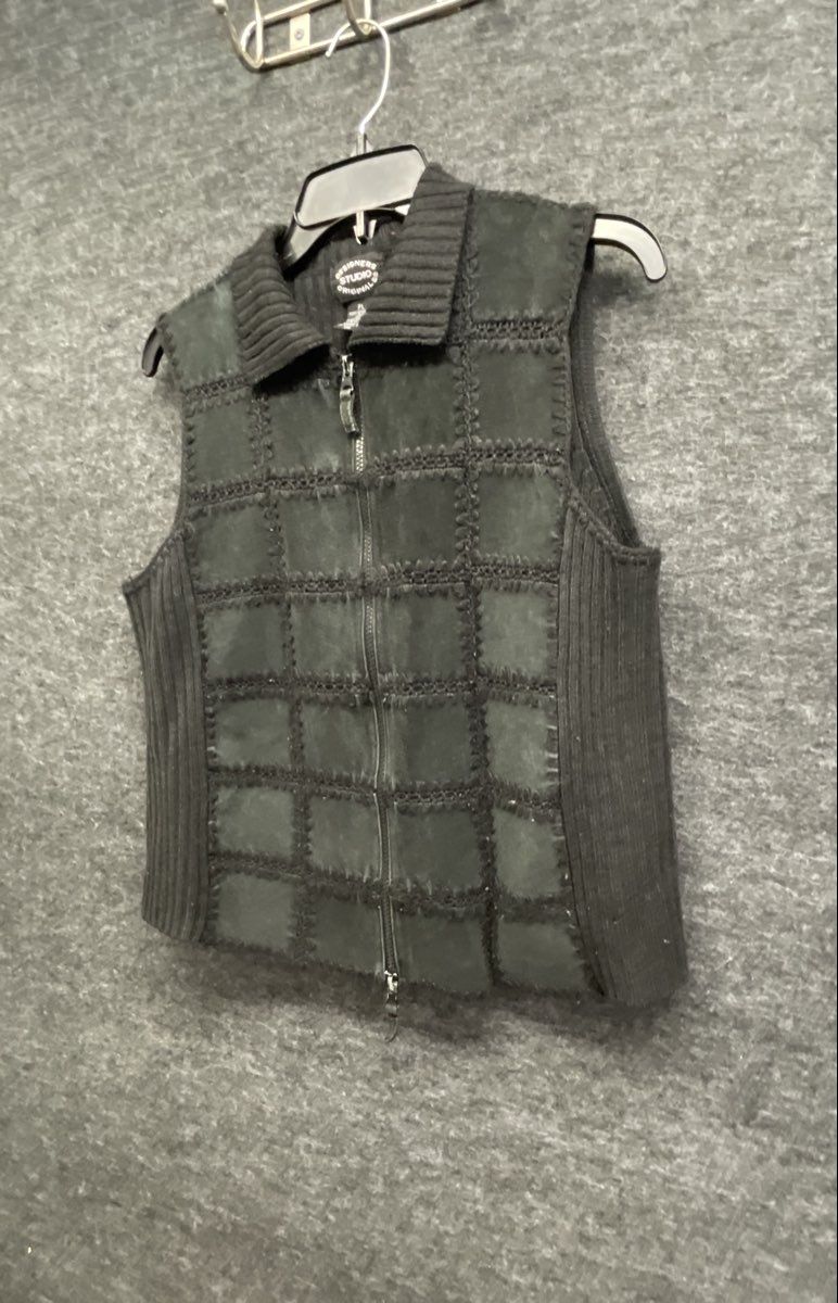 Vintage Y2K Designers Studio Originals Women's Black Patchwork Leather Vest PL