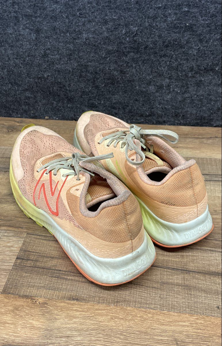 New Balance DynaSoft Nitrel v5 Salmon Pink Trail Running Shoes Women's Size 11