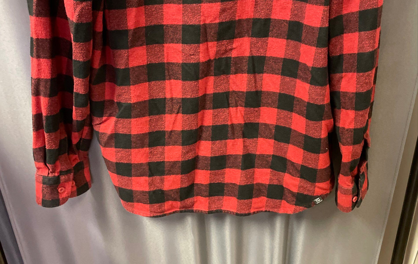 Vans Men's Red Black Plaid Flannel Long Sleeve Button Down Shirt Size L