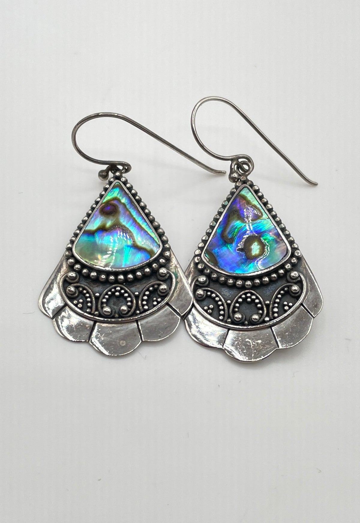 Merav 925 Sterling Silver Abalone Granulated Scalloped Dangle Earrings 8.2g