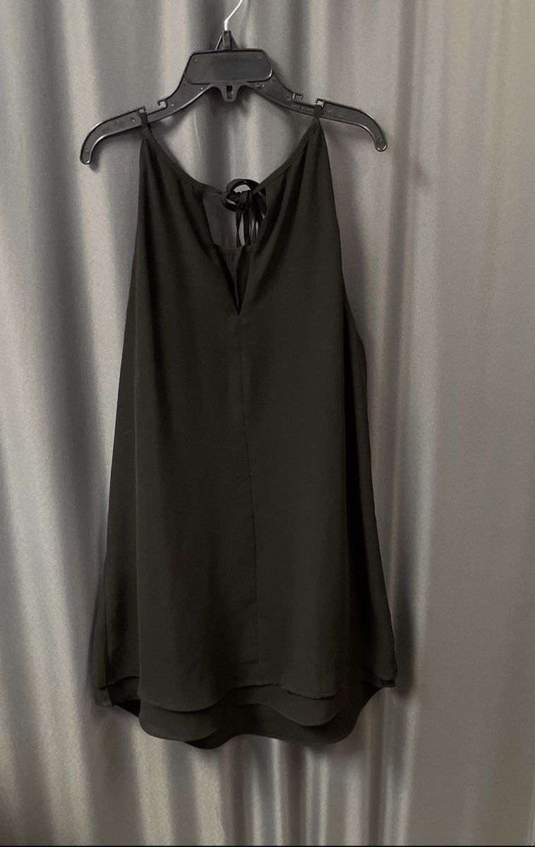 White House Black Market Women's Black Silver Beaded Halter Blouse Sz 0 NWT