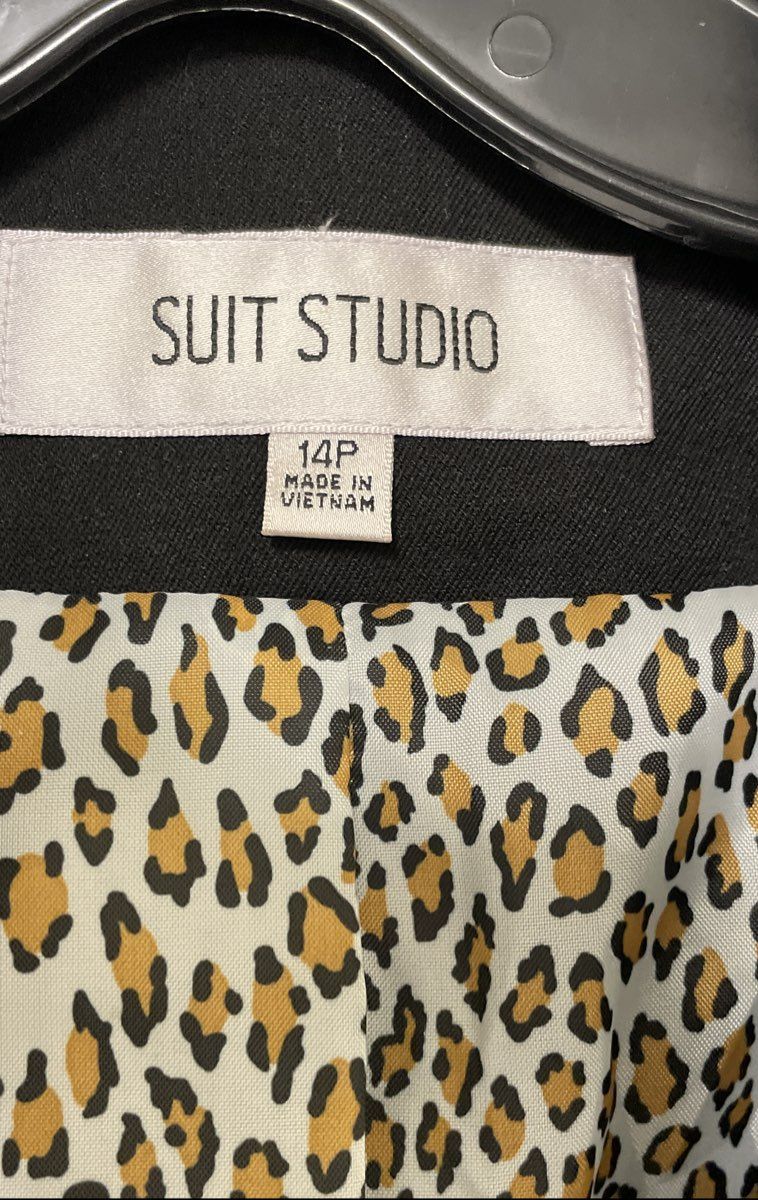 Suit Studio Women's Black Blazer Leopard Lining Single Button NWT Sz 14P