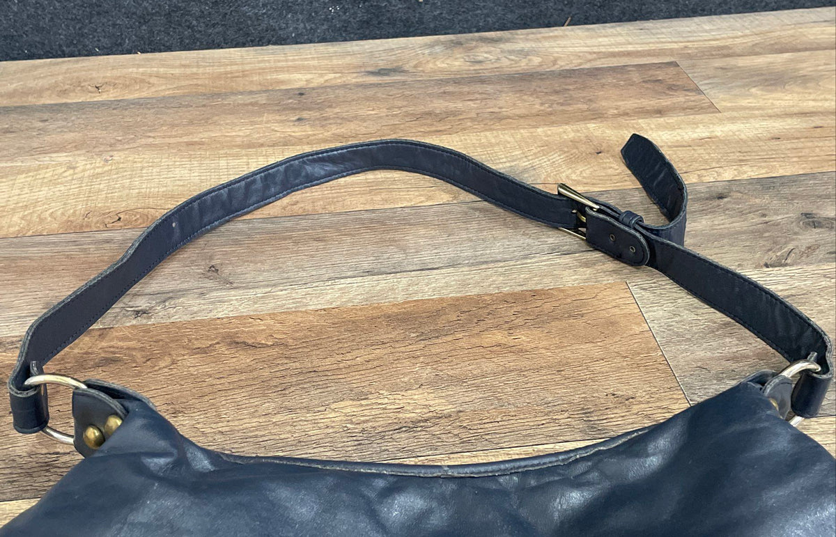Etienne Aigner Blue Leather Vintage Shoulder Bag Gold Hardware
