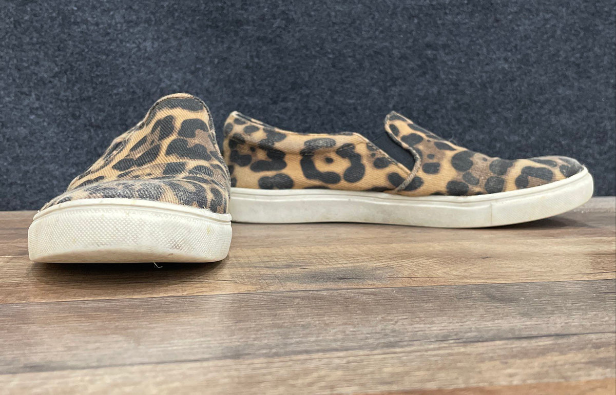A New Day Leopard Print Canvas Slip On Sneakers Women's Size 7
