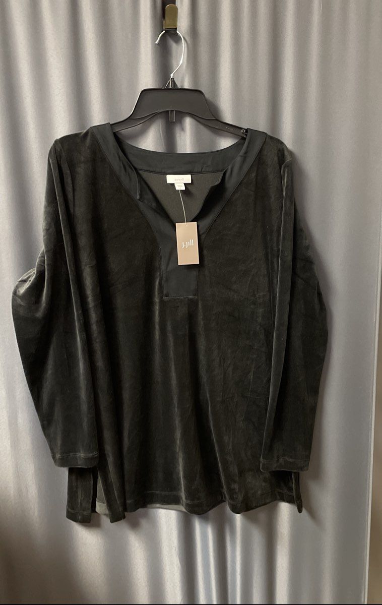 Pure Jill Women's Black Velour V-Neck Long Sleeve Top Sz L NWT