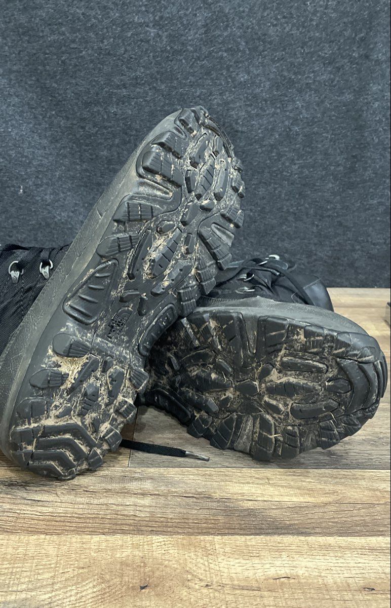The North Face Chilkat II Black Leather Waterproof Winter Boots Men's Size 13