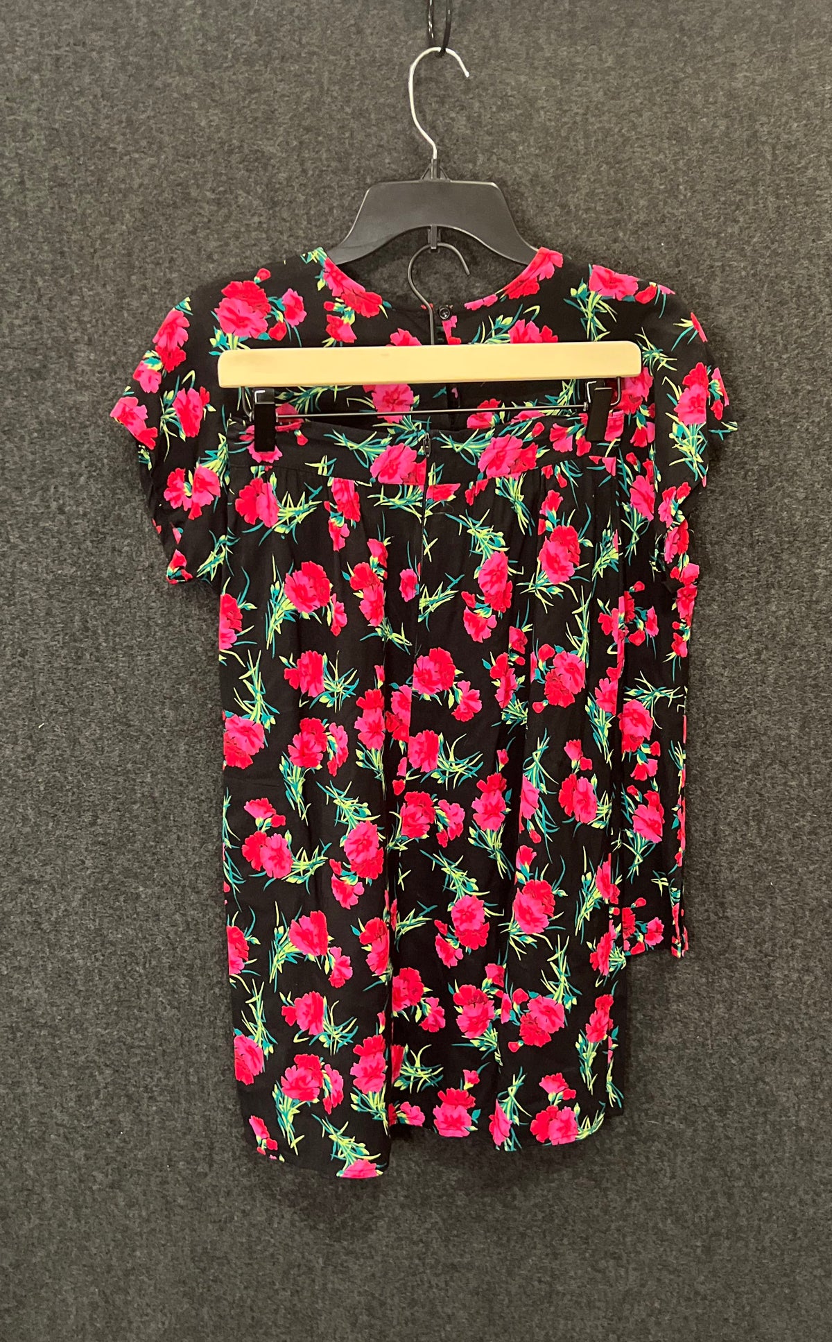 Vintage 90s Norton McNaughton Women's Black Pink Floral Blouse Sz 10