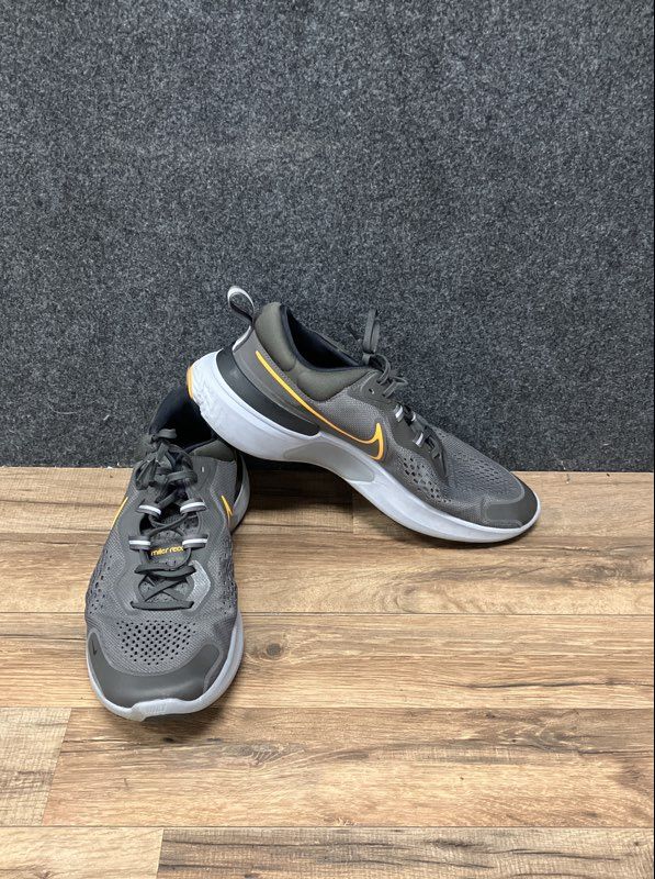 Nike React Miler 2 Grey University Gold Black Running Shoes Men's Size 14