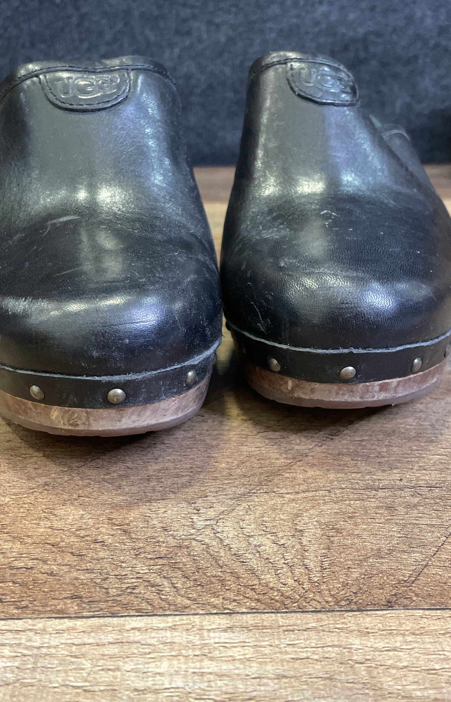 UGG Abbie 3201 Black Leather Studded Wooden Platform Clogs Women's Size 9