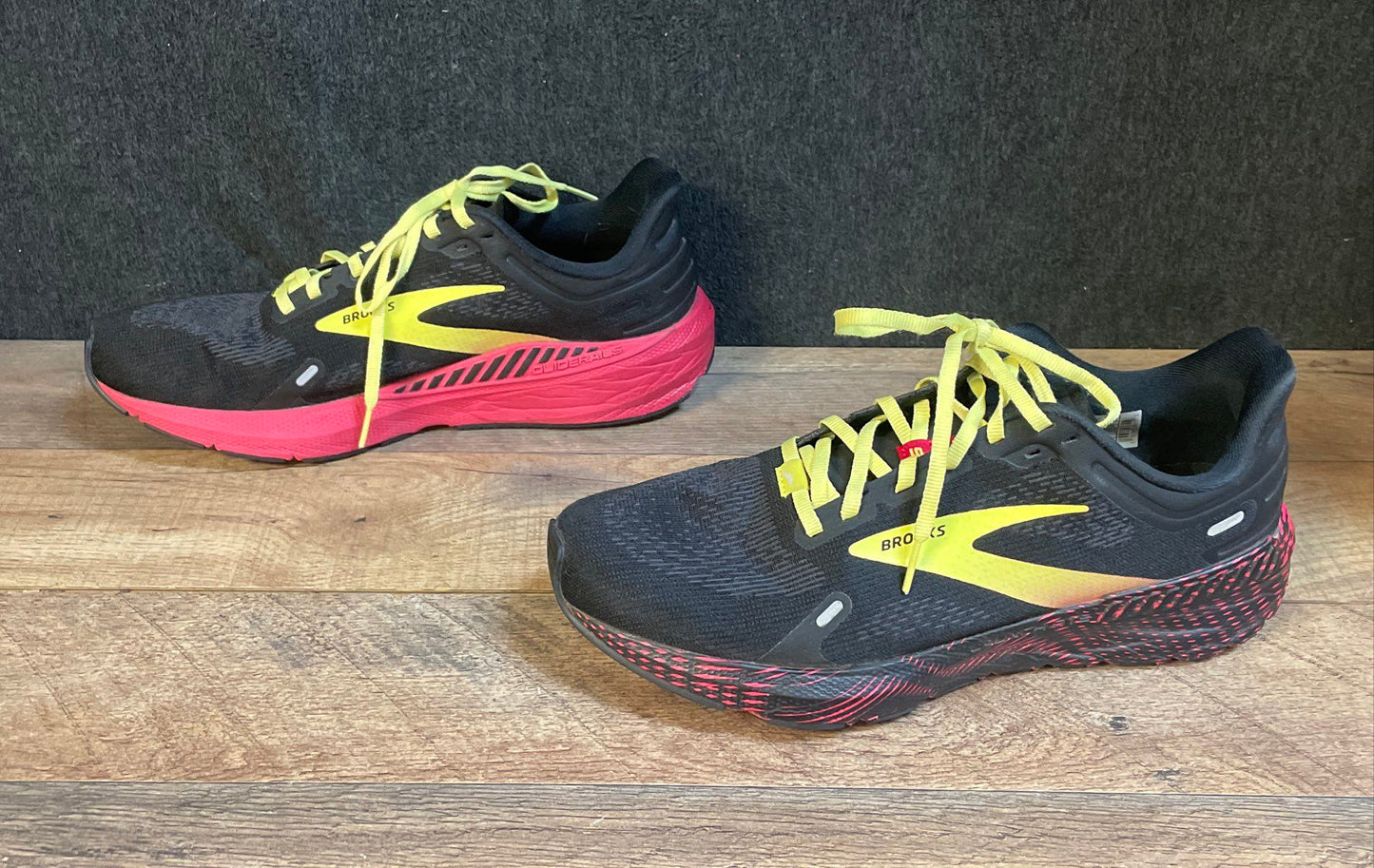 Brooks Launch GTS 9 Black Yellow Pink Men's Running Shoes Size 9