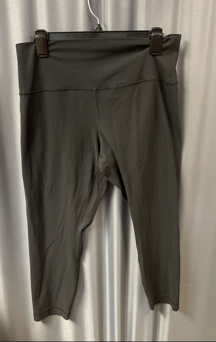 Lululemon Women's Black Align High-Rise Nulu Yoga Leggings Size 14