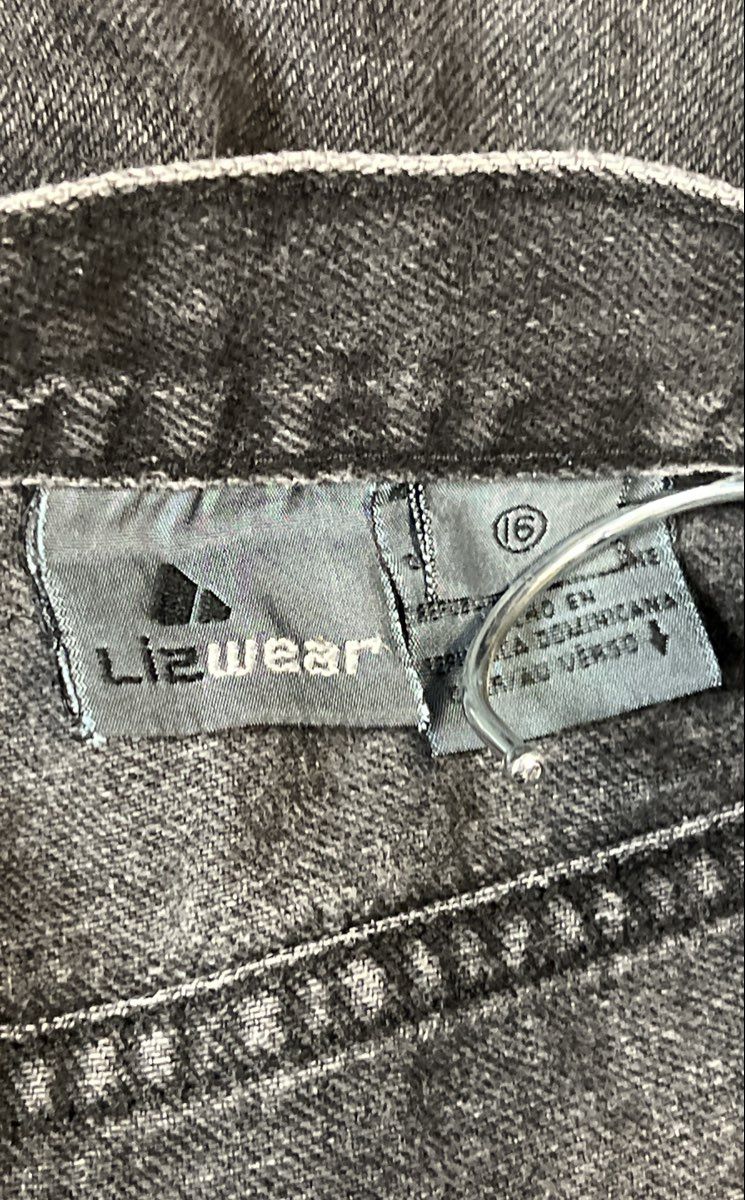 Vintage 90s Lizwear Women's Faded Black High Rise Tapered Leg Denim Jeans Sz 16
