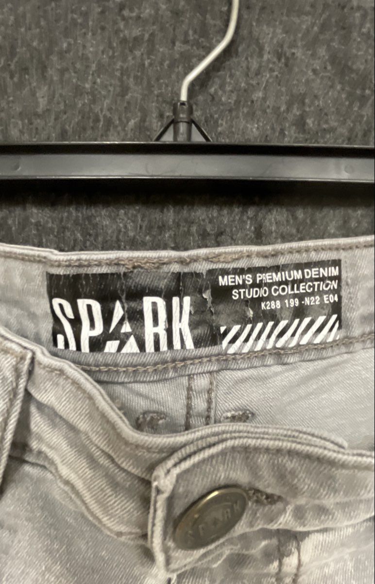 SPARK Men's Premium Denim Slim Fit Gray Studio Collection Jeans Size 32x32