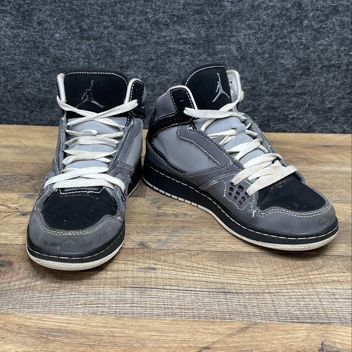 Nike Air Jordan Flight Origin GS Cool Grey Black White Sneakers Size 5Y