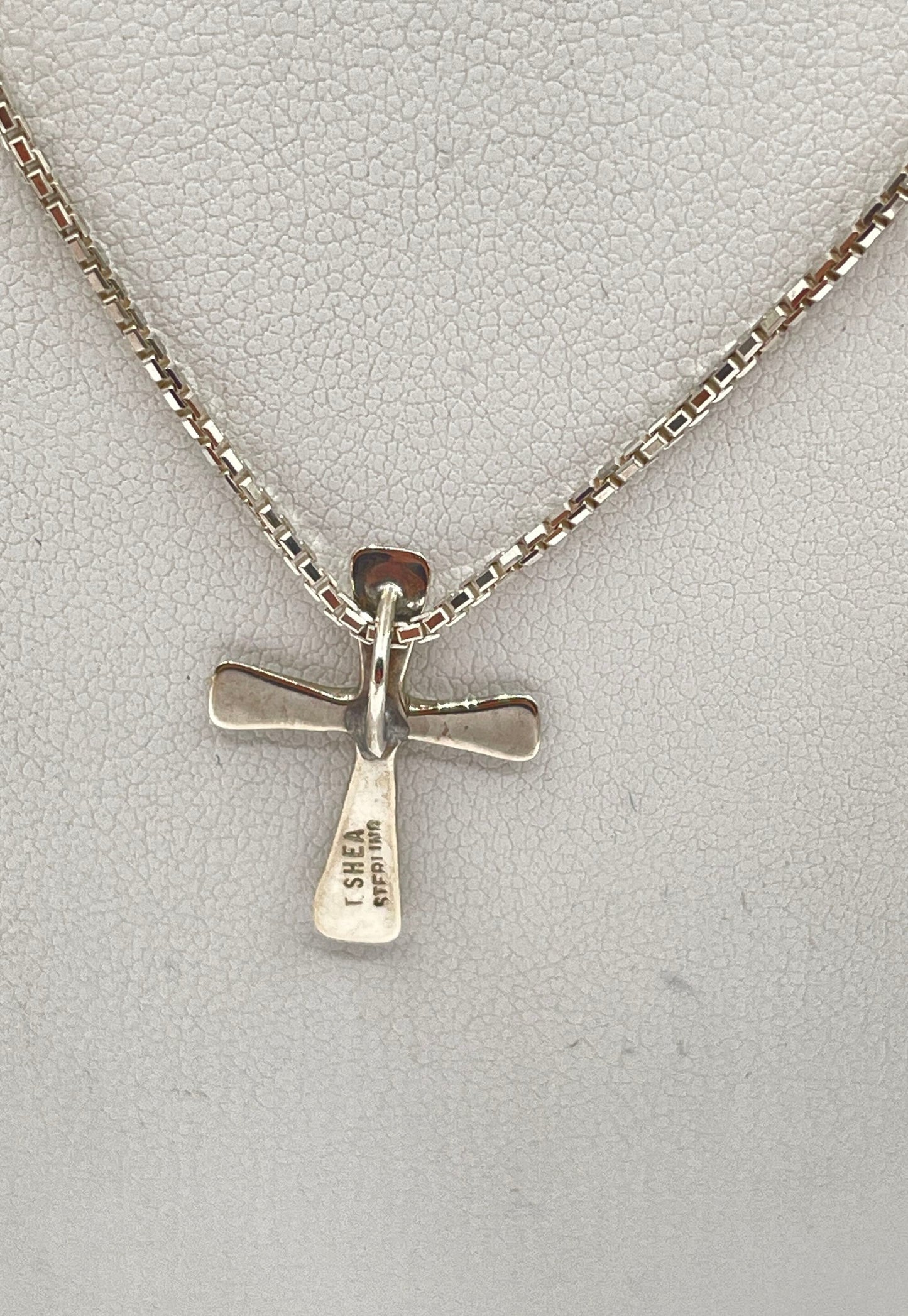 T. Shea 925 Sterling Silver Cross Pendant W/ Box Chain Necklace 4.1g