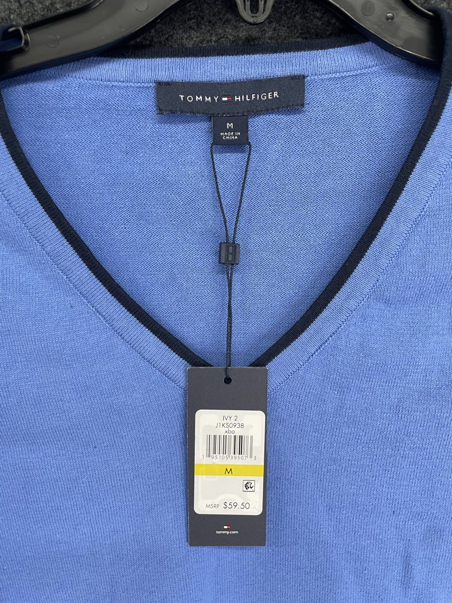 Tommy Hilfiger Women's Ivy 2 V-Neck Sweater Blue Striped Cuff Cotton NWT Sz M