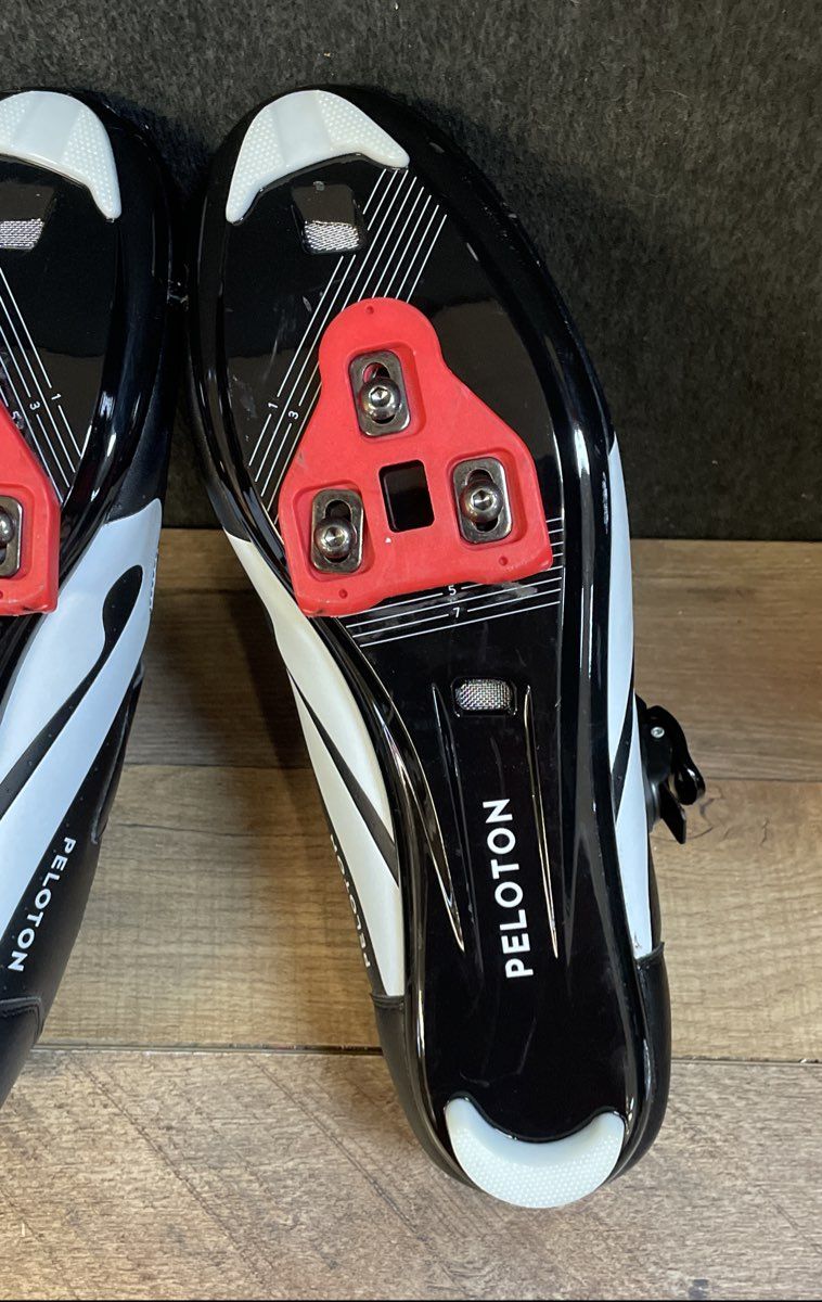 Peloton Road Indoor Cycling Shoes Black White Red Size 47 US Men's 13