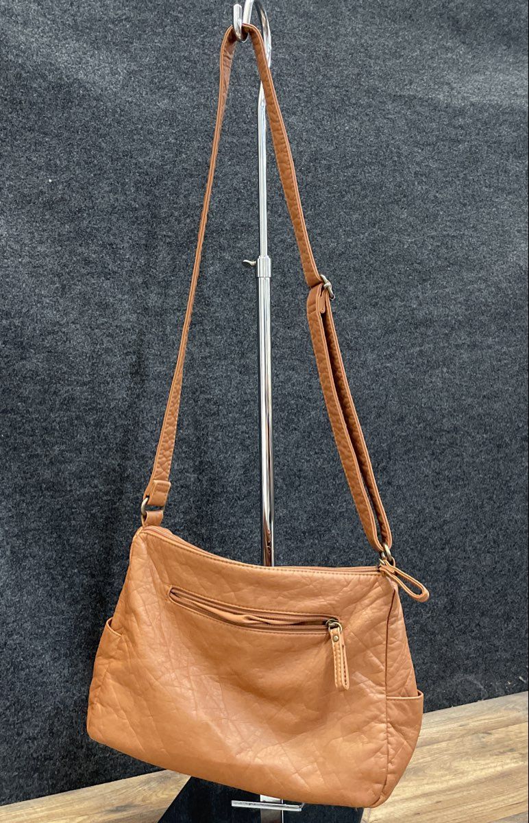 Bueno Brown Leather Multi-Pocket Crossbody Shoulder Bag Bronze Hardware