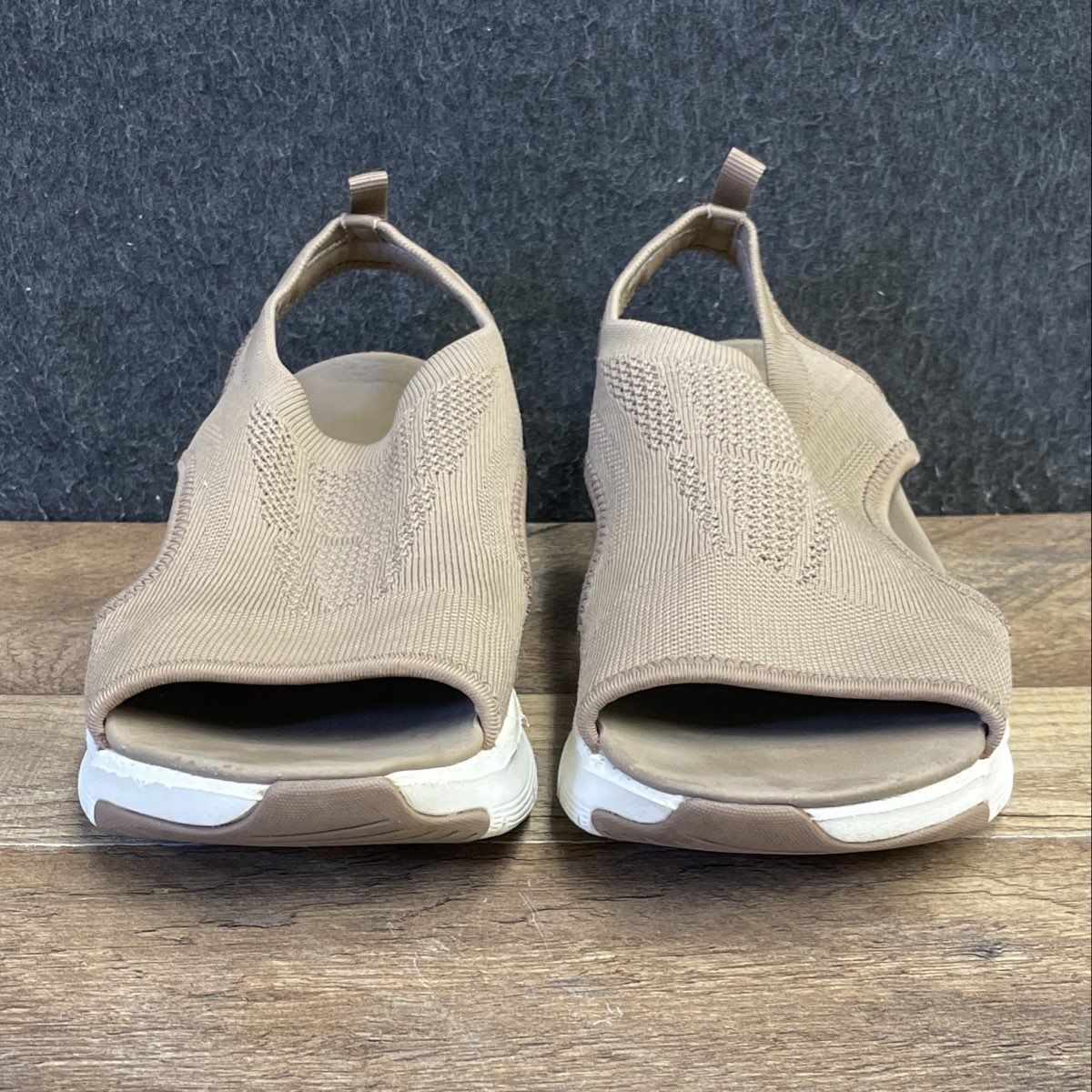 Skechers Arch Fit Sunshine My Life Mocha Knit Slingback Sandals Size 7